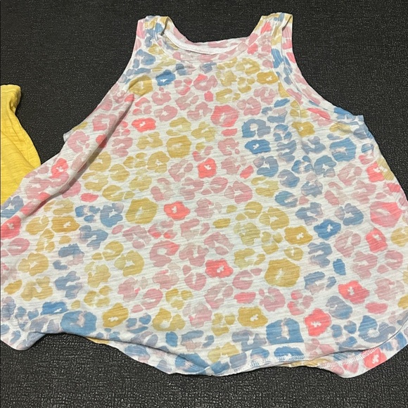 Secret treasures two pajamas Tank Tops size medium - Picture 2 of 7